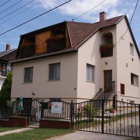 Ferenc Vendeghaz Hotel Hévíz Exterior foto